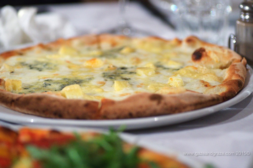 Vitina's pizza