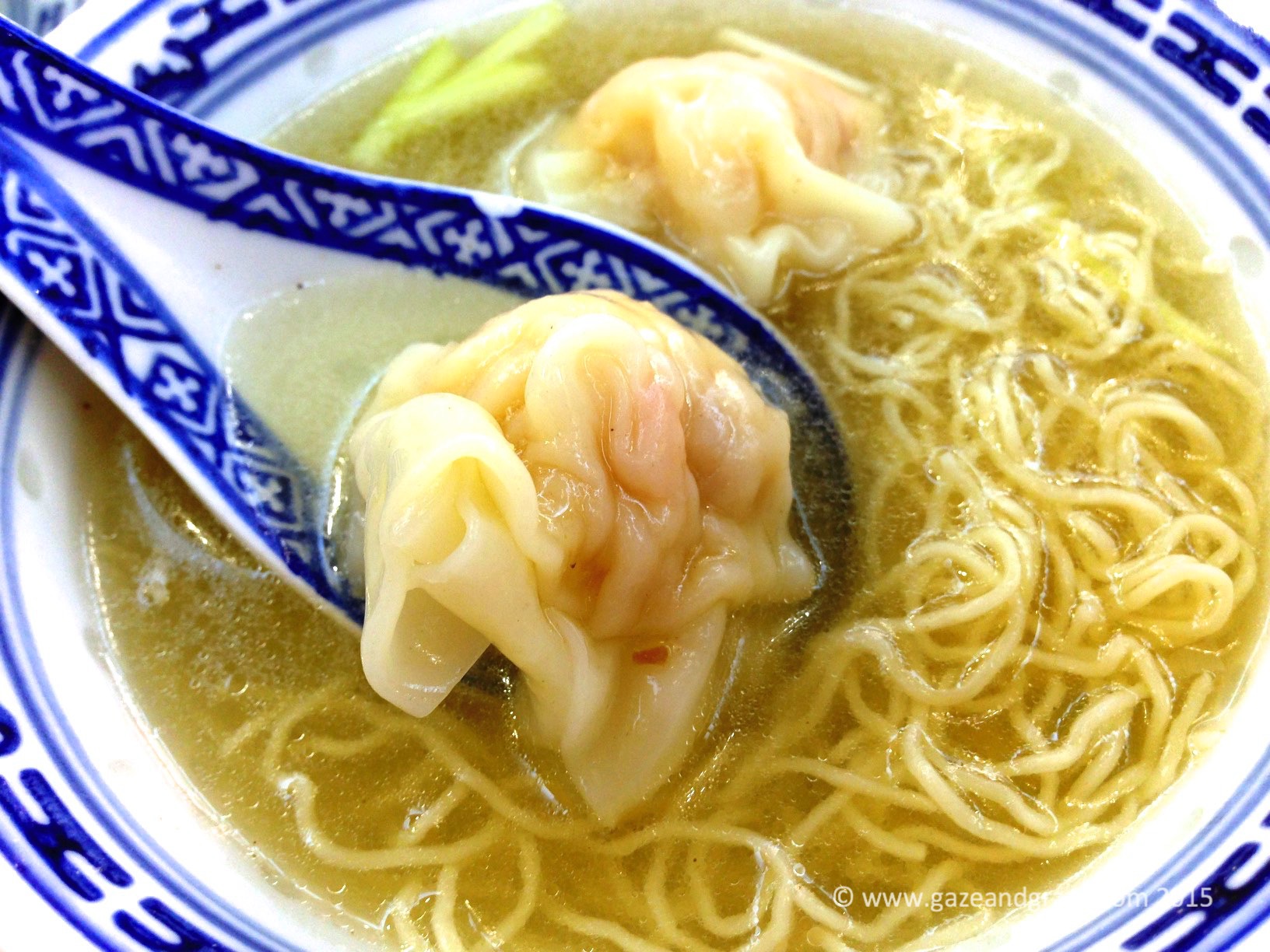 Wonton and noodles in broth